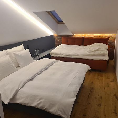 Dunten Hotel Таллин Экстерьер фото