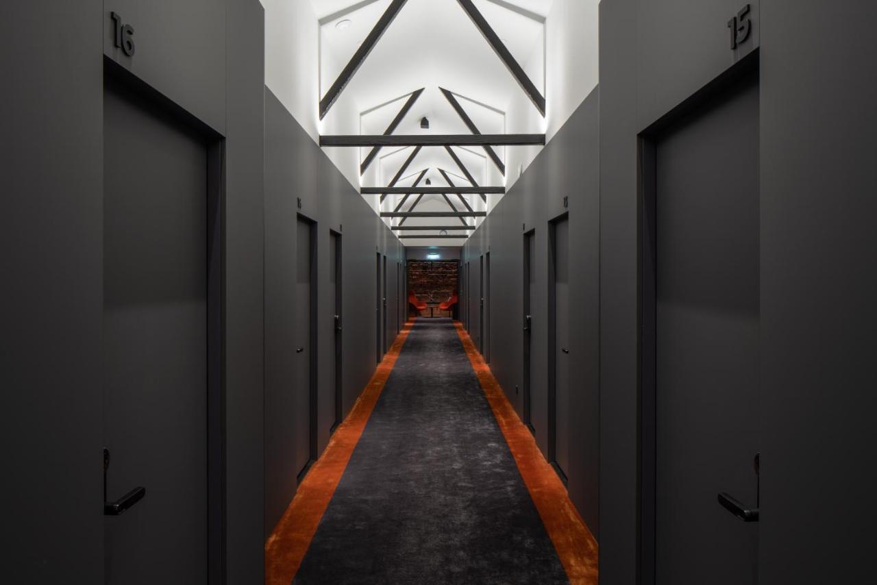 Dunten Hotel Таллин Экстерьер фото