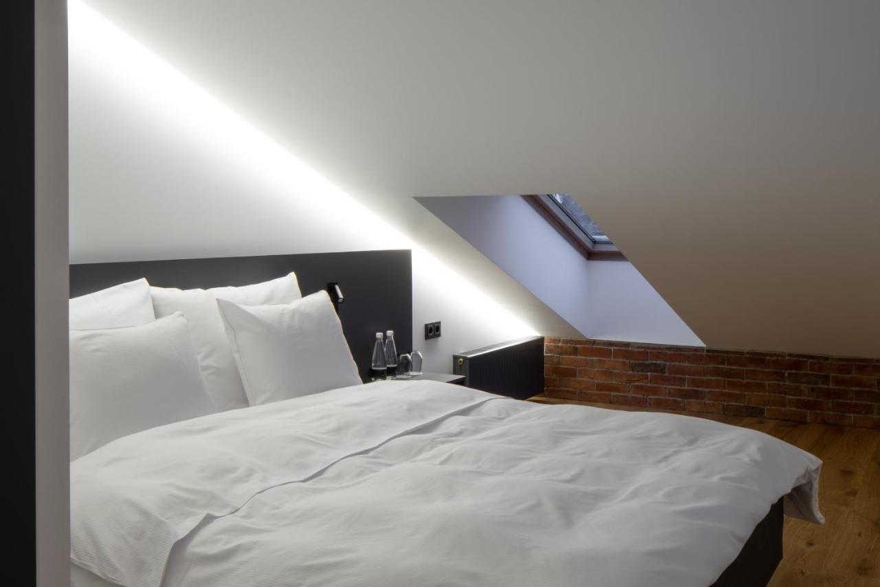 Dunten Hotel Таллин Экстерьер фото